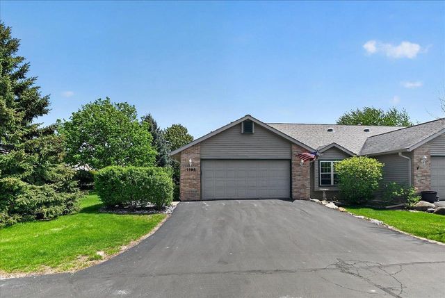 1198 Sawyer Way, Sun Prairie, WI 53590