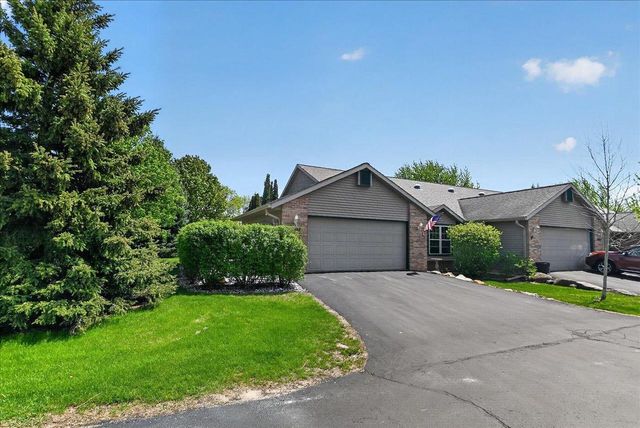 1198 Sawyer Way, Sun Prairie, WI 53590