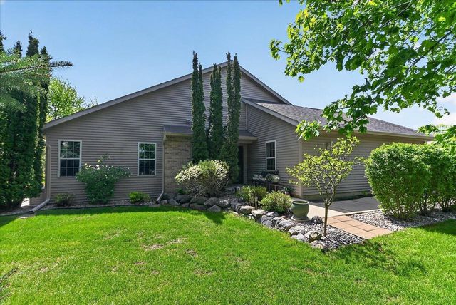 1198 Sawyer Way, Sun Prairie, WI 53590