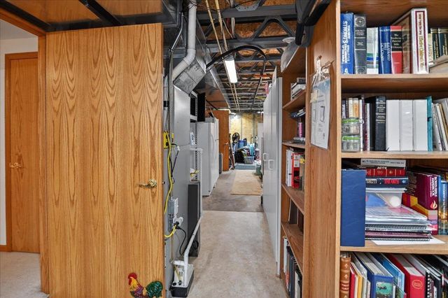1198 Sawyer Way, Sun Prairie, WI 53590