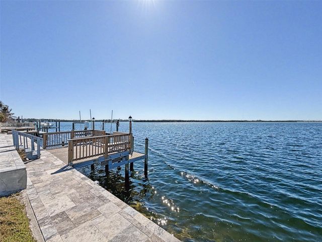 4936 SOUTHSHORE DRIVE, New Port Richey, FL 34652