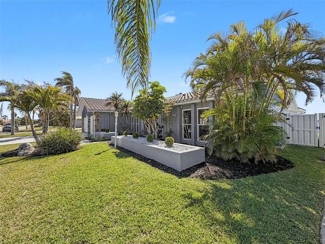 4936 SOUTHSHORE DRIVE, New Port Richey, FL 34652