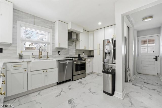 415 19Th Ave, Paterson City, NJ 07504