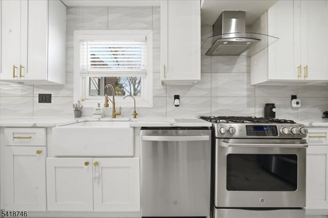 415 19Th Ave, Paterson City, NJ 07504