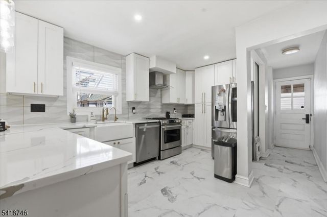 415 19Th Ave, Paterson City, NJ 07504