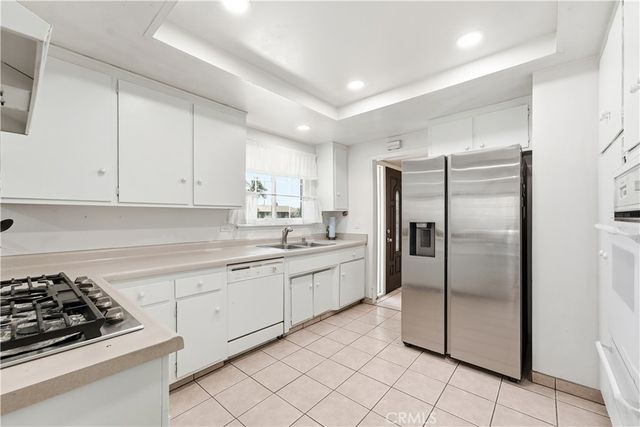 860 S Chantilly, Anaheim, CA 92806