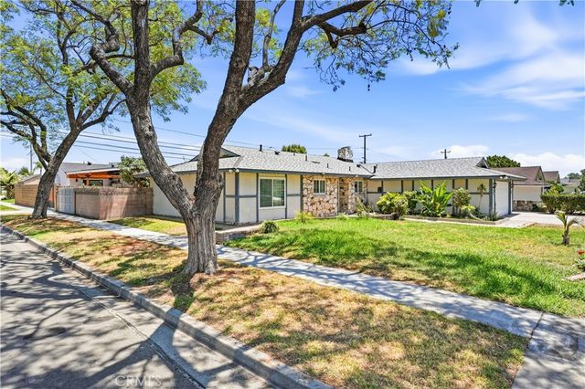 860 S Chantilly, Anaheim, CA 92806