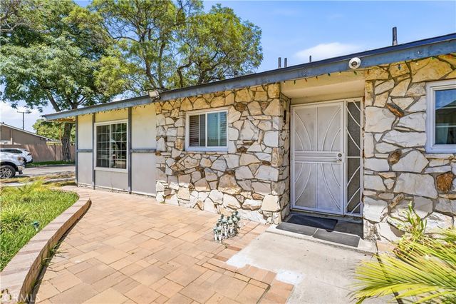 860 S Chantilly, Anaheim, CA 92806