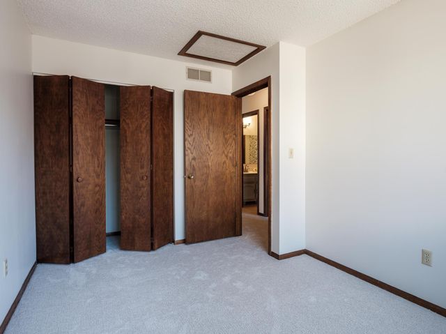 215 Elton Hills Drive NW 35, Rochester, MN 55901