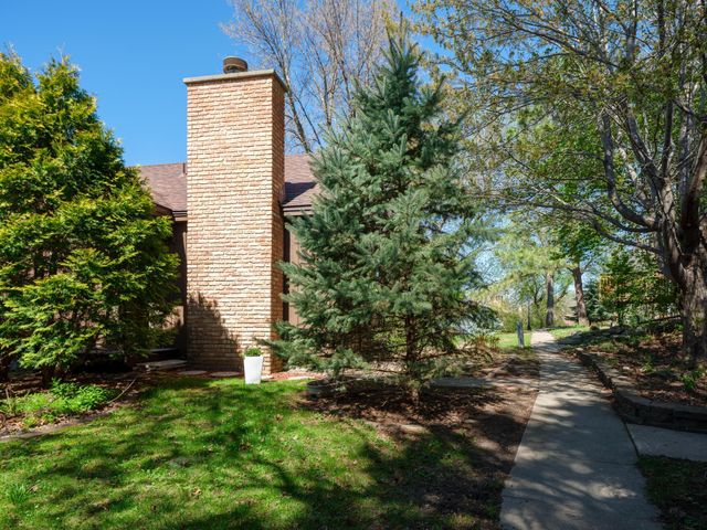 215 Elton Hills Drive NW 35, Rochester, MN 55901