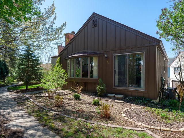 215 Elton Hills Drive NW 35, Rochester, MN 55901
