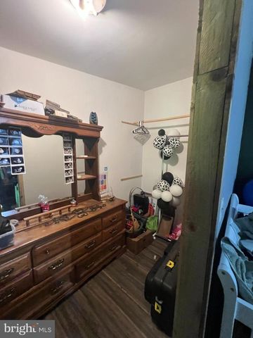 967 WINCHESTER ST, Paw Paw, WV 25434