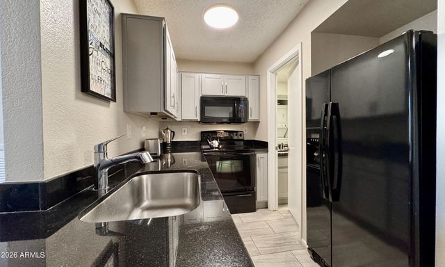 8625 E BELLEVIEW Place 1117, Scottsdale, AZ 85257