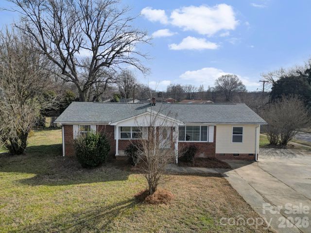 328 Old Concord Road, Salisbury, NC 28144