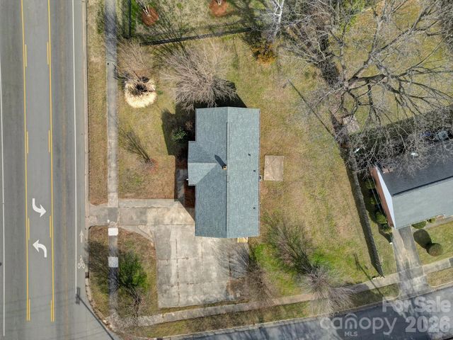 328 Old Concord Road, Salisbury, NC 28144