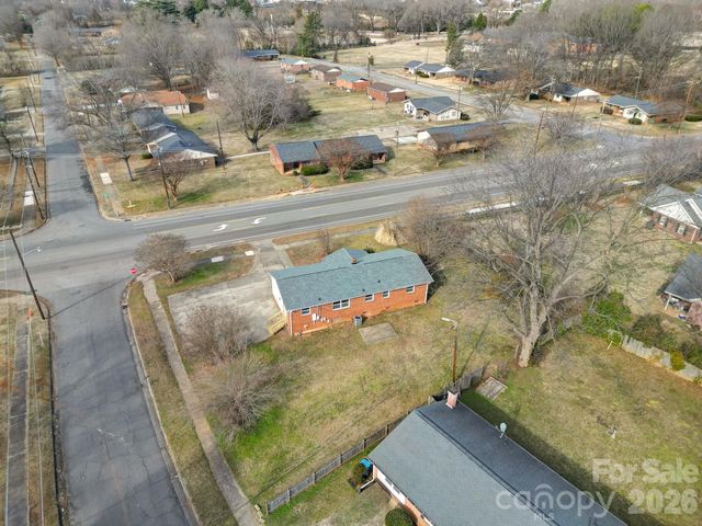 328 Old Concord Road, Salisbury, NC 28144