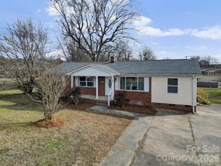 328 Old Concord Road, Salisbury, NC 28144