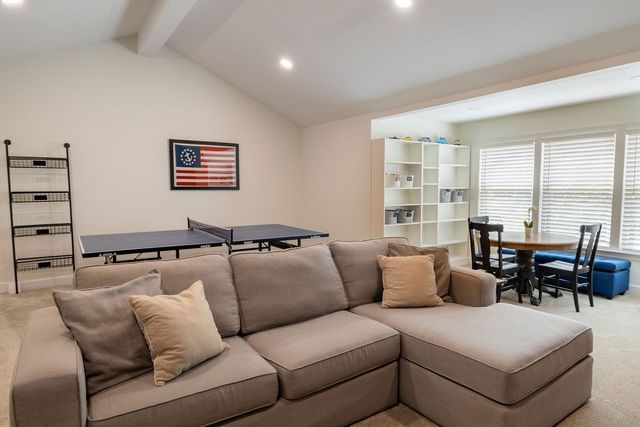 6001 Andover Dr, Nashville, TN 37215