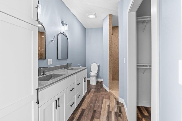 205 Pirate Street, Hudson, IA 50643