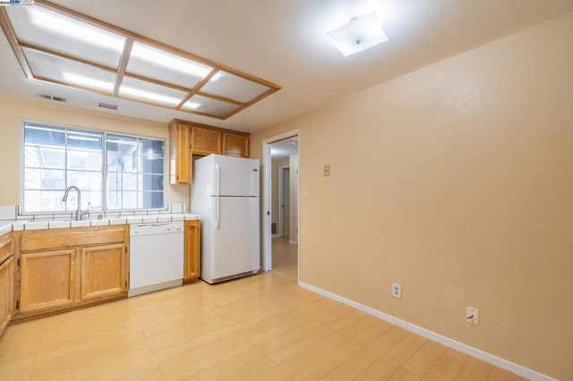 123 Pelican Loop, Pittsburg, CA 94565