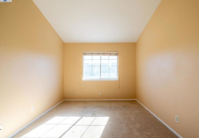 123 Pelican Loop, Pittsburg, CA 94565