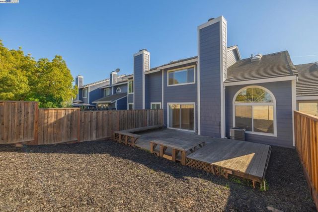 123 Pelican Loop, Pittsburg, CA 94565