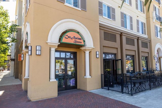 123 Pelican Loop, Pittsburg, CA 94565