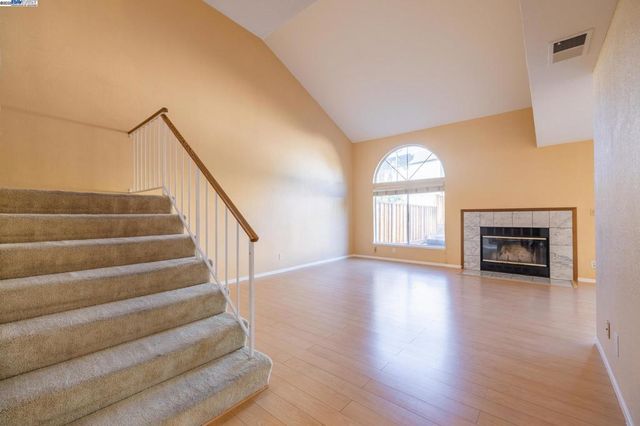 123 Pelican Loop, Pittsburg, CA 94565