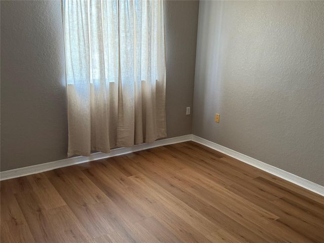8930 W Flagler Street 215, Miami, FL 33174