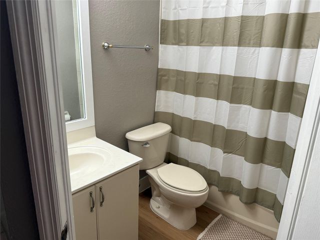 8930 W Flagler Street 215, Miami, FL 33174