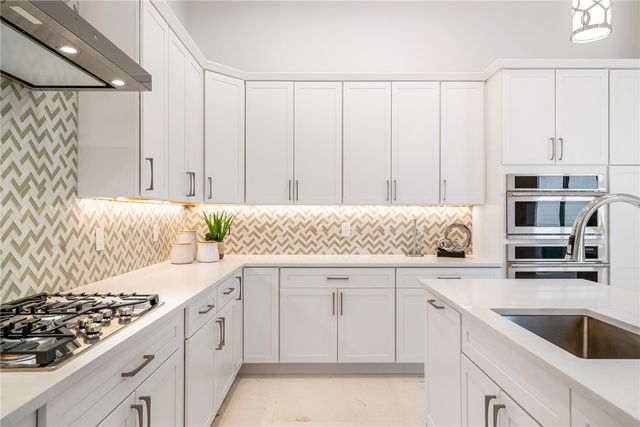 30 Strand Drive, Vero Beach, FL 32963