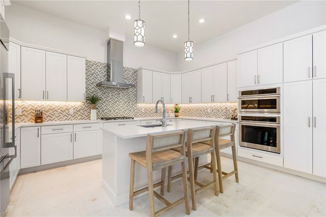 30 Strand Drive, Vero Beach, FL 32963