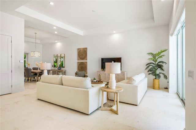 30 Strand Drive, Vero Beach, FL 32963