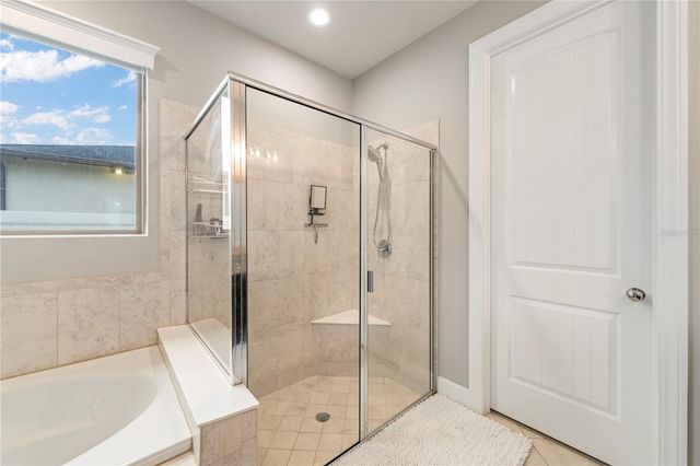 30106 KLADRUBY POINT, Mount Dora, FL 32757