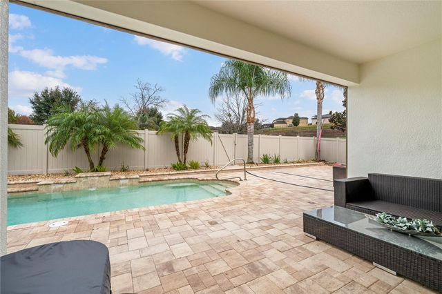 30106 KLADRUBY POINT, Mount Dora, FL 32757