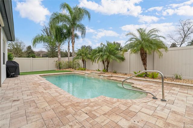 30106 KLADRUBY POINT, Mount Dora, FL 32757
