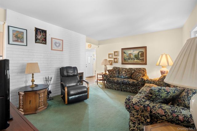 77 Pilgrim Lane, Westbury, NY 11590