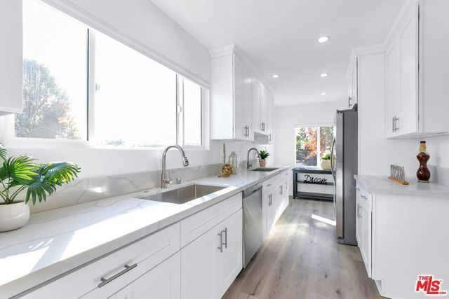 1510 S Durango Avenue Bottom, Los Angeles, CA 90035