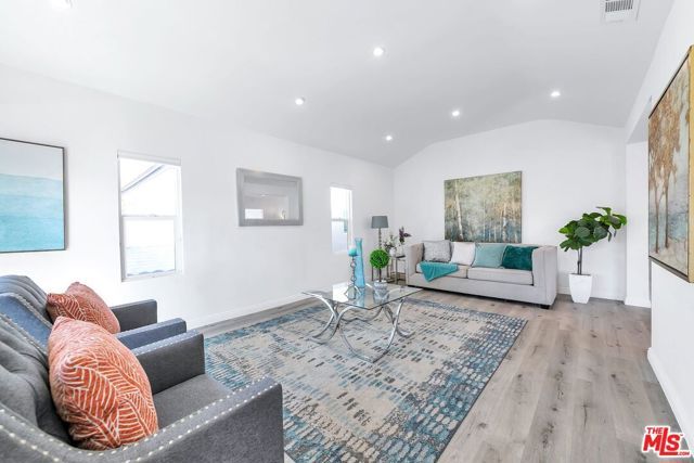 1510 S Durango Avenue Bottom, Los Angeles, CA 90035