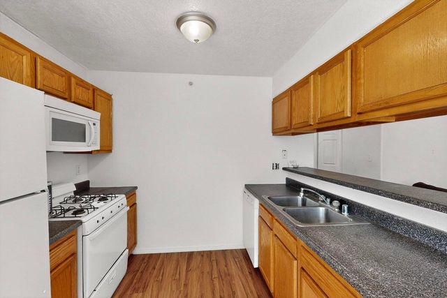 530 Alvarado Drive SE, Albuquerque, NM 87108