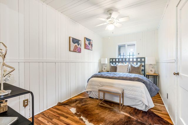 1605 Lead Avenue SE, Albuquerque, NM 87106