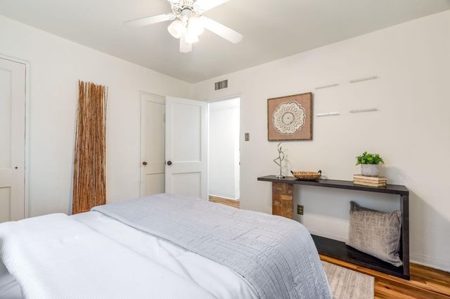 1605 Lead Avenue SE, Albuquerque, NM 87106