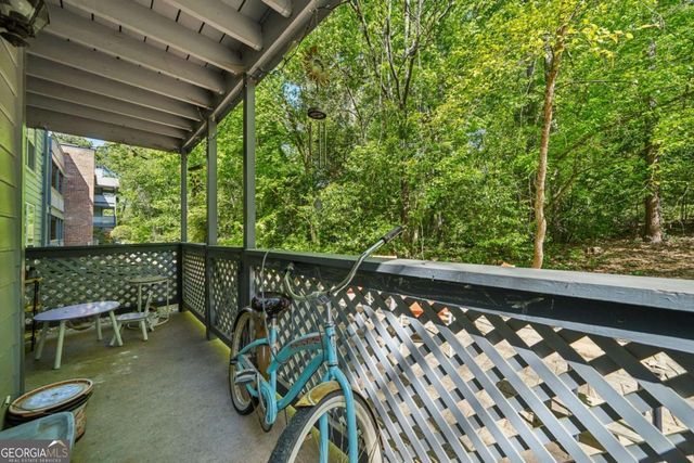 1164 Weatherstone Drive NE, Atlanta, GA 30324