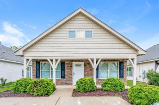 304 CREEK RUN CIRCLE, Calera, AL 35040
