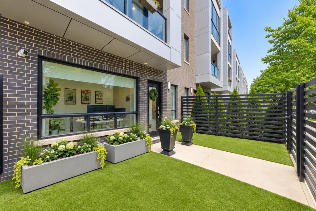 1743 N Winnebago Avenue, Chicago, IL 60647 — photo 3