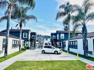 604 E CHEVY CHASE Drive B, Glendale, CA 91205