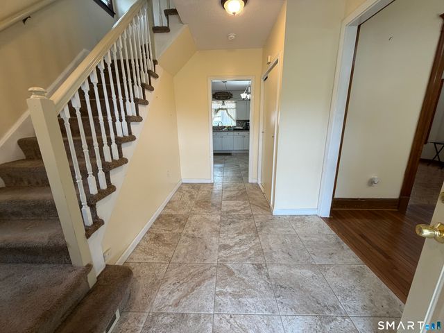 194 Faber Avenue, Waterbury, CT 06704