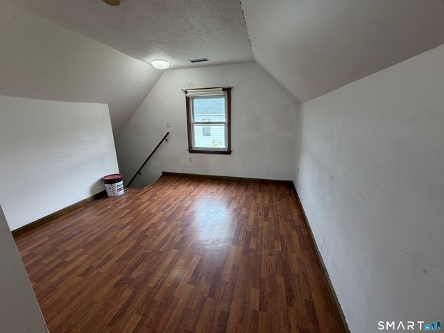 194 Faber Avenue, Waterbury, CT 06704