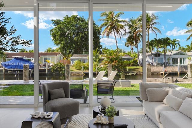 2217 NE 17th Ter, Wilton Manors, FL 33305