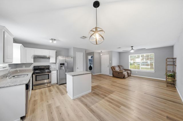 6834 Rambling Brook Lane, Richmond, TX 77469